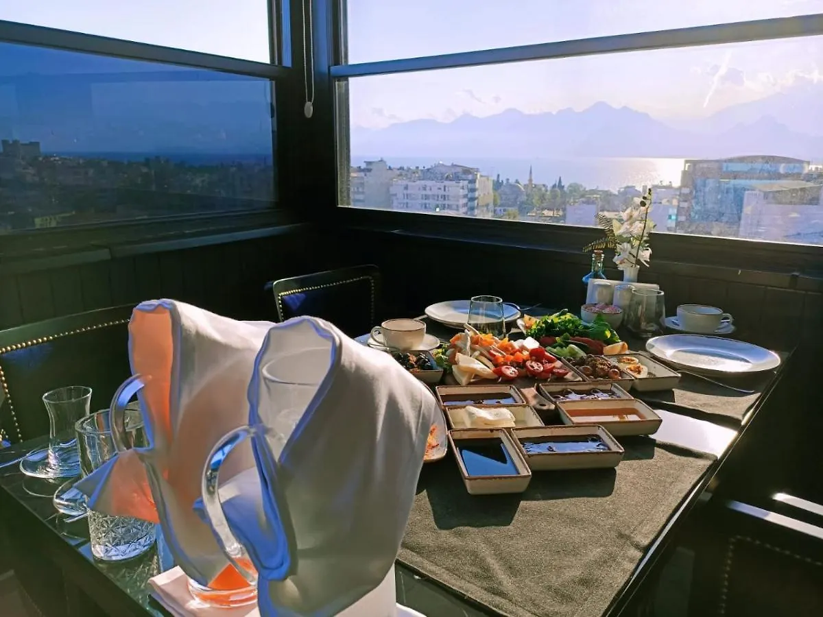 Leslion Luxury Hotel Antalya 3*,