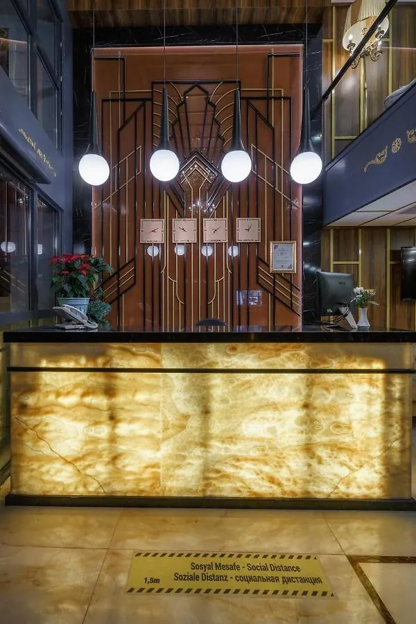Leslion Luxury Hotel أنطاليا